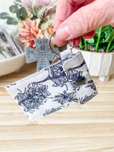 Load image into Gallery viewer, Rosary Pouch, Grevillea Design

