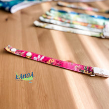 Load image into Gallery viewer, Cute Wild Bouquet Australian bandana dribble bib &amp; dummy pacifier clip, Adjustable, Pink, Baby shower gift
